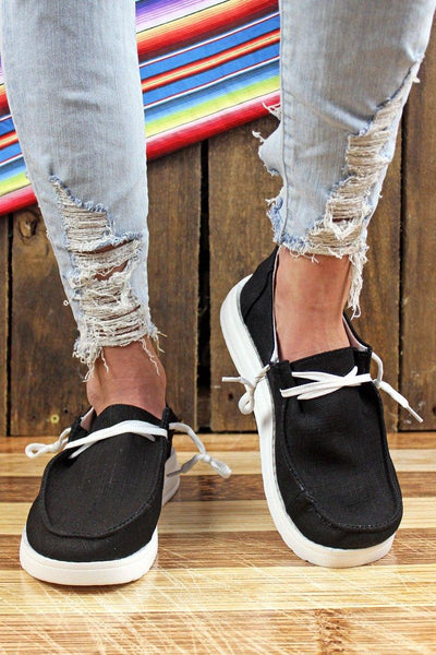HIT THE STREETS BLACK FASHION SNEAKER - The Fringe Spa'Tique